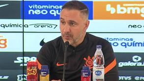 Fernando Mendes e as palavras de Bruno Lage sobre Vieira: «Não vejo ironia... Não vai dizer porquê?»