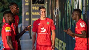 Aí está o terceiro equipamento do Arouca para a nova temporada