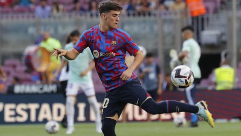 Gavi se torna o jogador mais jovem da história do Barcelona a completar 100  jogos; veja o ranking