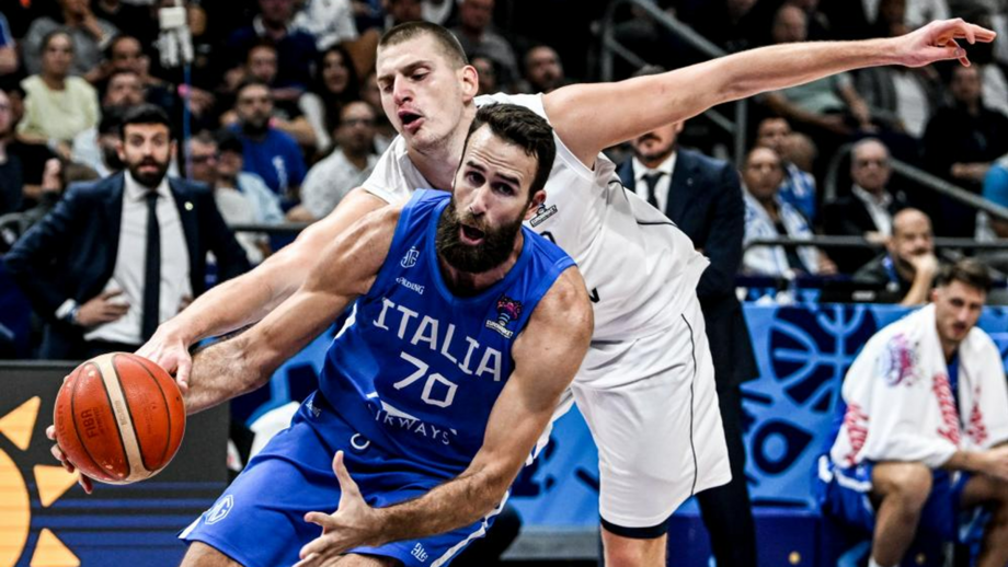 Itália surpreende e elimina Sérvia de Jokic no Eurobasket