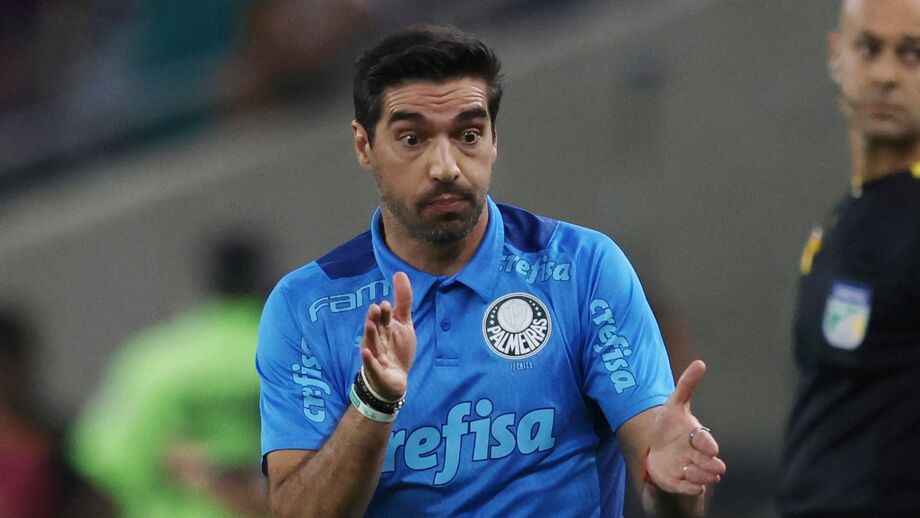 Abel Ferreira volta a sorrir e com liderança reforçada