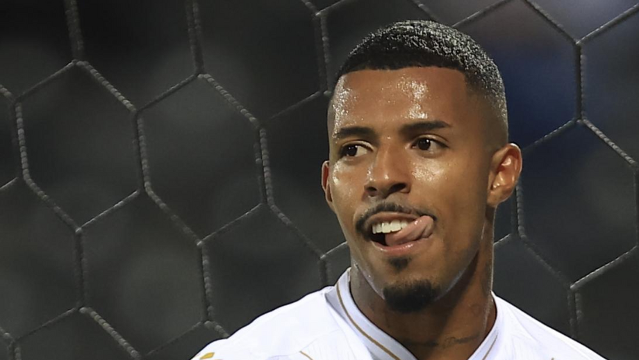 Anderson caça águias