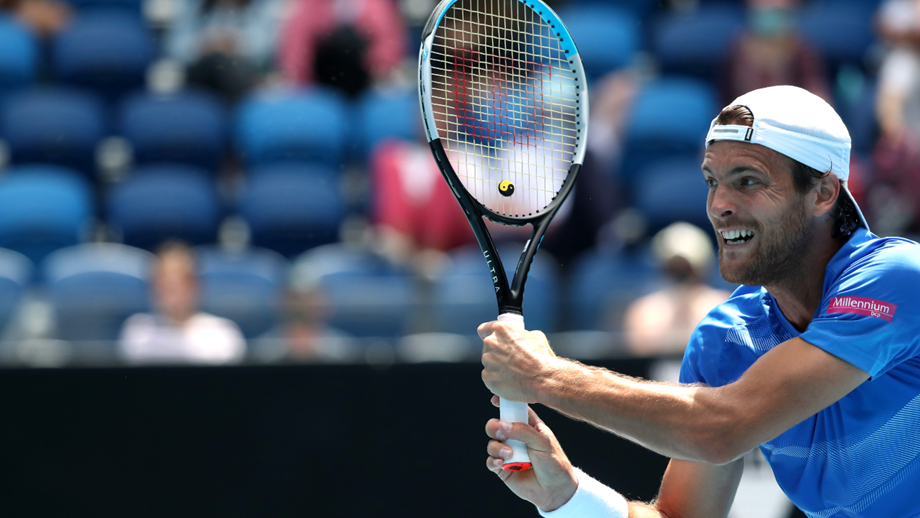 João Sousa eliminado na primeira ronda do torneio de ténis de Telavive