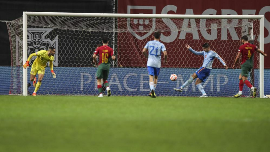 Portugal-Espanha, 0-1: Pensar no ponto só fez vir o pior