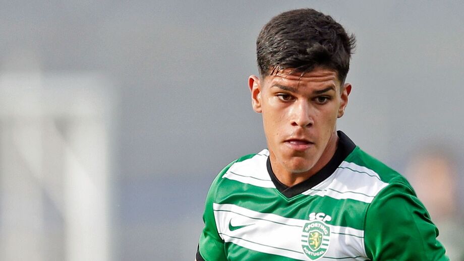 Mateus Fernandes vai renovar com Sporting