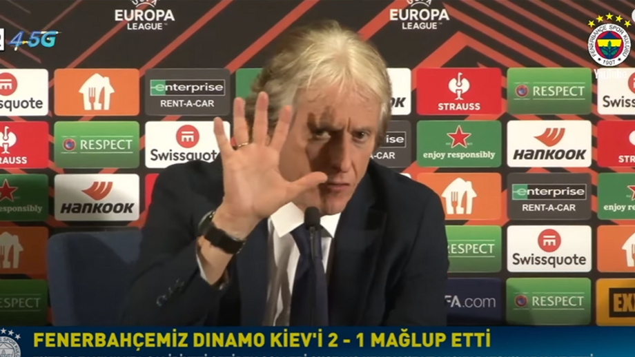 Treinador do Fenerbahçe crítico quanto ao anti-jogo dos ucranianos