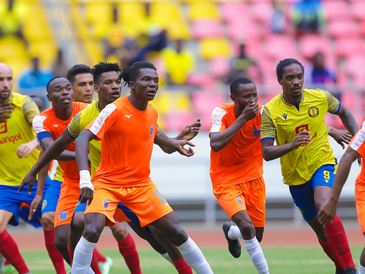 Petro de Luanda de Alexandre Santos vence e reassume liderança do Girabola  - Angola - Jornal Record