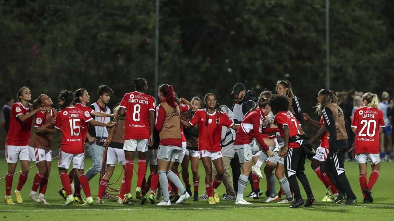 Benfica vai disputar jogo da Champions feminina no Estádio da Luz