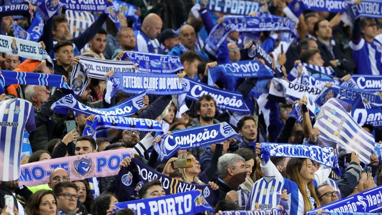 FC Porto punido com interdição do Dragão por um jogo e multas de 8.670  euros - FC Porto - Jornal Record