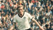 44. Gunter Netzer