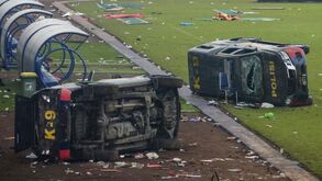 Tragédia em estádio de futebol na Indonésia: todas as reações