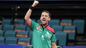 Marcos Freitas é o único sobrevivente masculino nos Mundiais de ténis de mesa