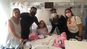 Família Conceição visitou a pequena Mariana no hospital