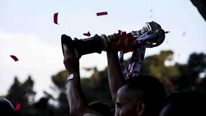 Câmara Municipal de Santo Tirso comprou Taça do Aves em leilão: «O seu a seu dono»