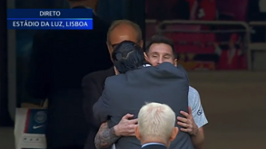 Futre e o autógrafo de Messi: «Modéstia à parte, só vi dois esquerdinos muito melhores do que eu...»