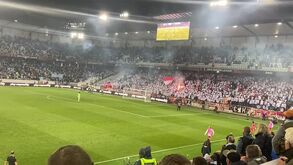 'Chuva' de pirotecnica interrompe Malmö-Union Berlin