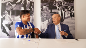 Evanilson renova com o FC Porto até 2027