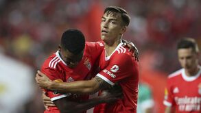 Musa saltou do banco e fez assim o seu primeiro golo pelo Benfica