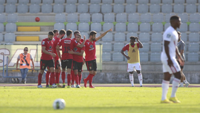 Vilafranquense-Penafiel, 0-1: Classe de Roberto resolve