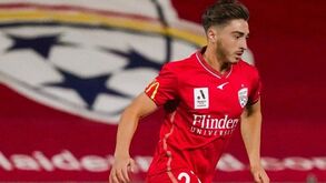 Tweet de Casillas indigna Josh Cavallo, jogador que assumiu homossexualidade em 2021