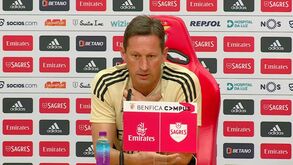 Schmidt e o apoio dos benfiquistas em Paris: «Sabemos que não vamos estar sozinhos no estádio»