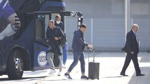 As imagens da partida do FC Porto para Leverkusen