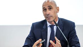 Rubiales em nova polémica: «A ver se damos cabo destes gajos»