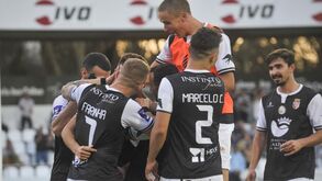 Caldas em contrarrelógio para o jogo com o Benfica: até o presidente põe mãos na obra...