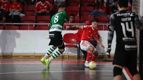 Benfica e Sporting empatam a um golo na Luz