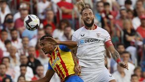 Valencia desperdiça penálti aos 90'+12 e empata diante do Sevilha