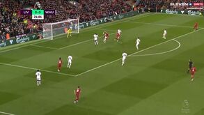 O golo de Darwin que deu a vitória ao Liverpool frente ao West Ham