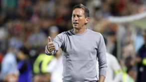 Clássico olhos nos olhos: Schmidt recusa ver equipa mudar de identidade