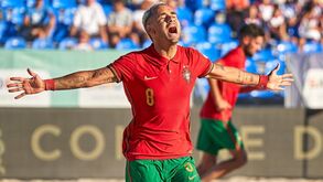 Bê Martins entre os três nomeados para Melhor Jogador do Ano 
