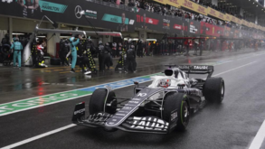 FIA anuncia medidas após incidente com grua no Grande Prémio do Japão