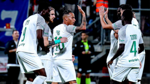 Maccabi Haifa vence e ascende à liderança em Israel
