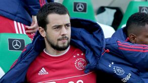 Mau prenúncio para Cristiano Ronaldo? Amin Younes também se recusou a entrar e Ten Hag riscou-o
