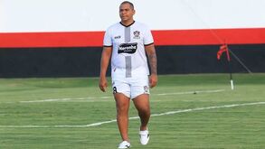 Walter 'Bigorna' junta-se a equipa de futebol de 7