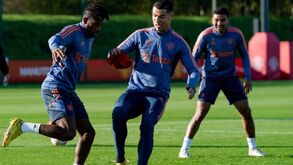Cristiano Ronaldo reintegrado nos treinos do Manchester United