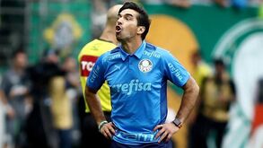 Vampeta atira-se a Abel: «Volta para o PAOK. Lá não há pressão»