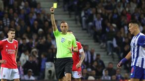 Bah deveria ter sido expulso? Os casos do FC Porto-Benfica analisados por Iturralde González