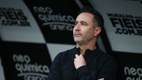 «Quem manda em sua casa, você ou a sua mulher?»: A pergunta que tirou Vítor Pereira do sério