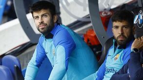 Barcelona vai despachar Piqué e Jordi Alba
