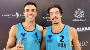 Dupla João Pedrosa e Hugo Campos segue em frente no Challenge do Dubai de voleibol de praia