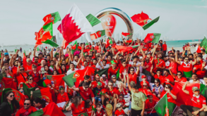 Emigrantes organizaram encontro no Qatar e pintaram Doha de verde e vermelho