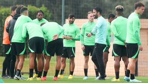 Paulinho, boa disposição e foco na bola: o último treino do Sporting antes da receção ao E. Frankfurt