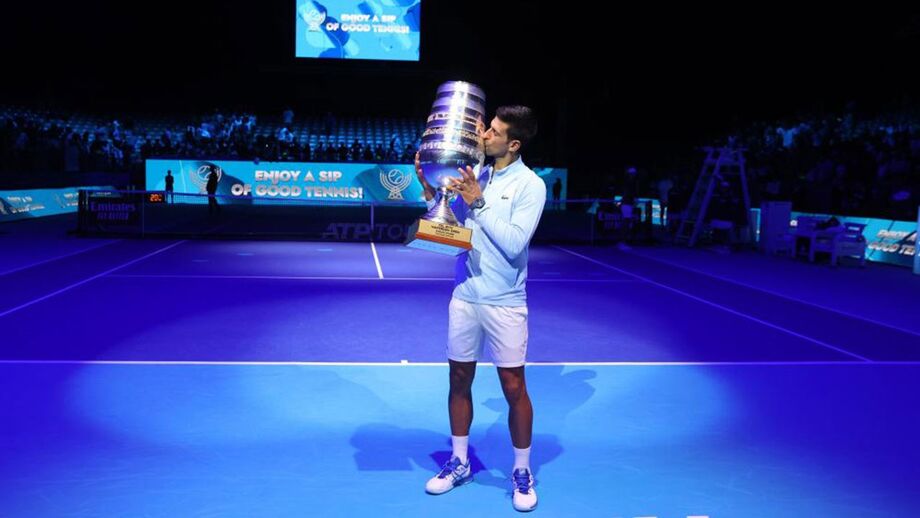 Novak Djokovic volta aos títulos com triunfo em Telavive
