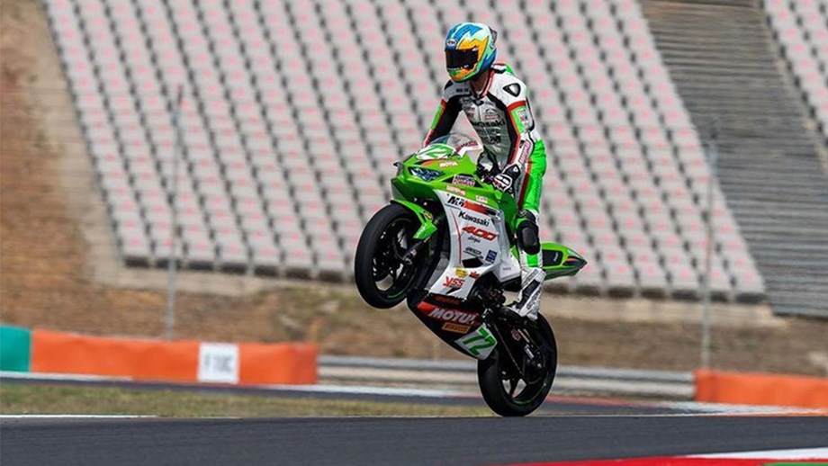 Corrida a bordo das motos: nova perspetiva do GP Portugal a mais de 300  km/h - Vídeos - Jornal Record