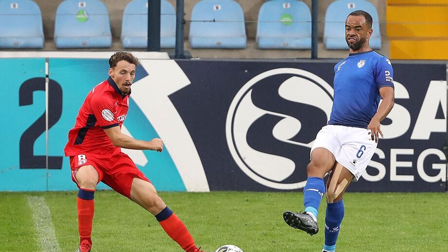 Trofense-Feirense, 0-3: bis de Jardel no triunfo fogaceiro