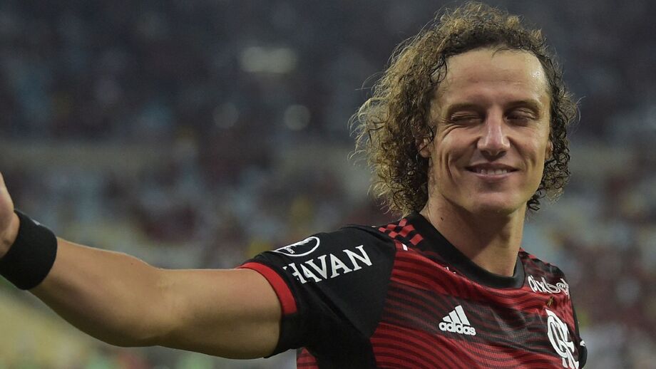 De dispensado 'por não estar à altura' aos degraus mais altos do futebol mundial: David Luiz junta-se a clube restrito