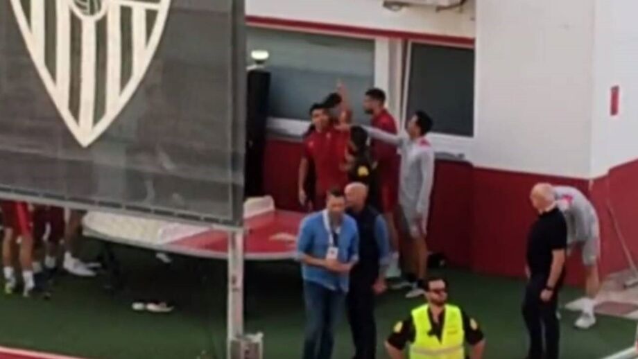 Equipa perdeu em casa com o Atlético Madrid